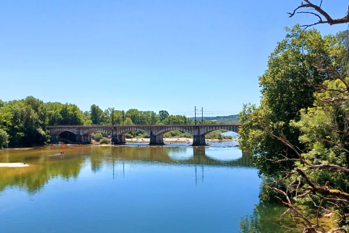 Rivière pont d’ain image