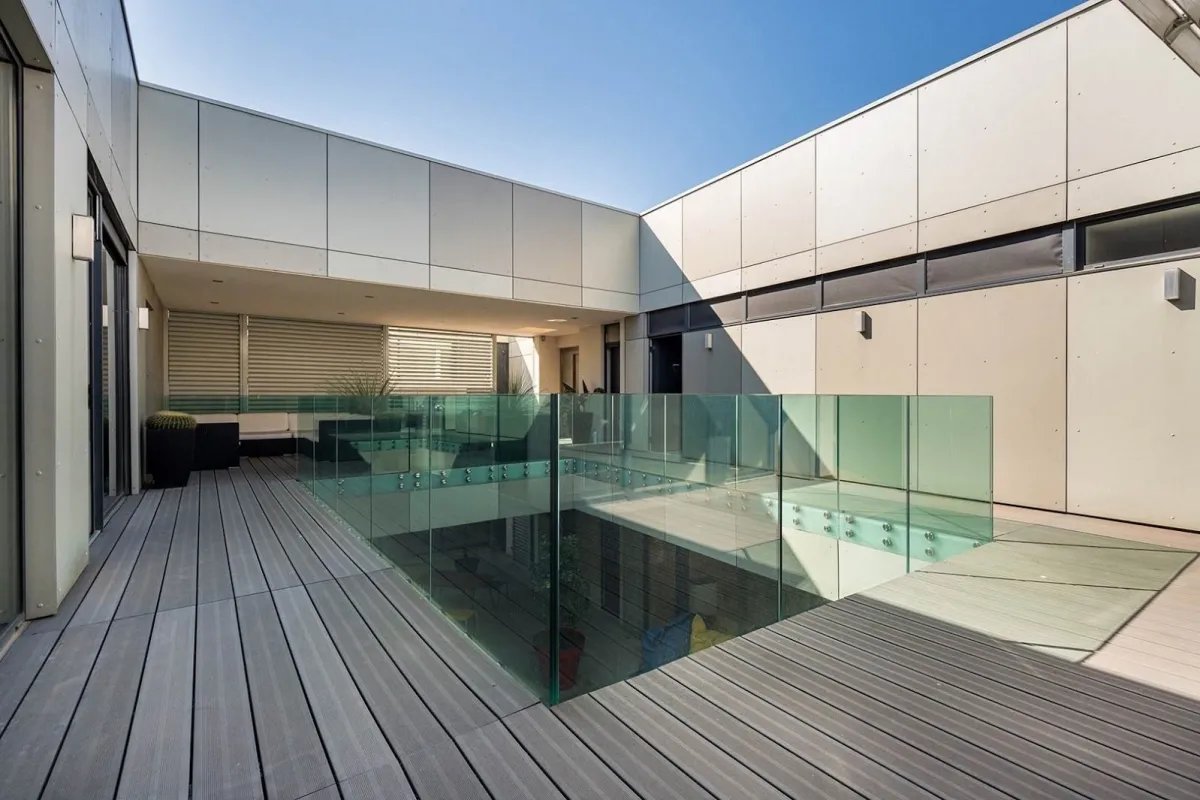 Loge de mer, Lodge Urbain-Perpignan image