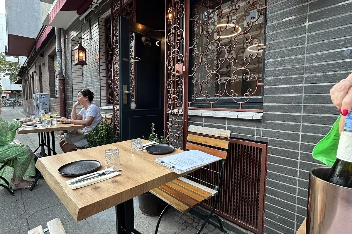 nava mezze & bar image